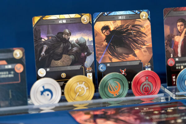 迷霧之子：牌庫構築遊戲